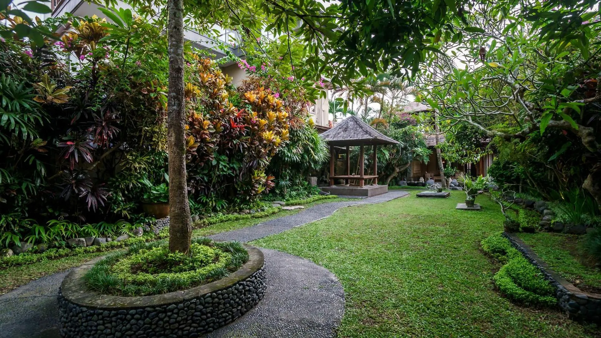 Villa Sujati Ubud 0*,  Indonesia